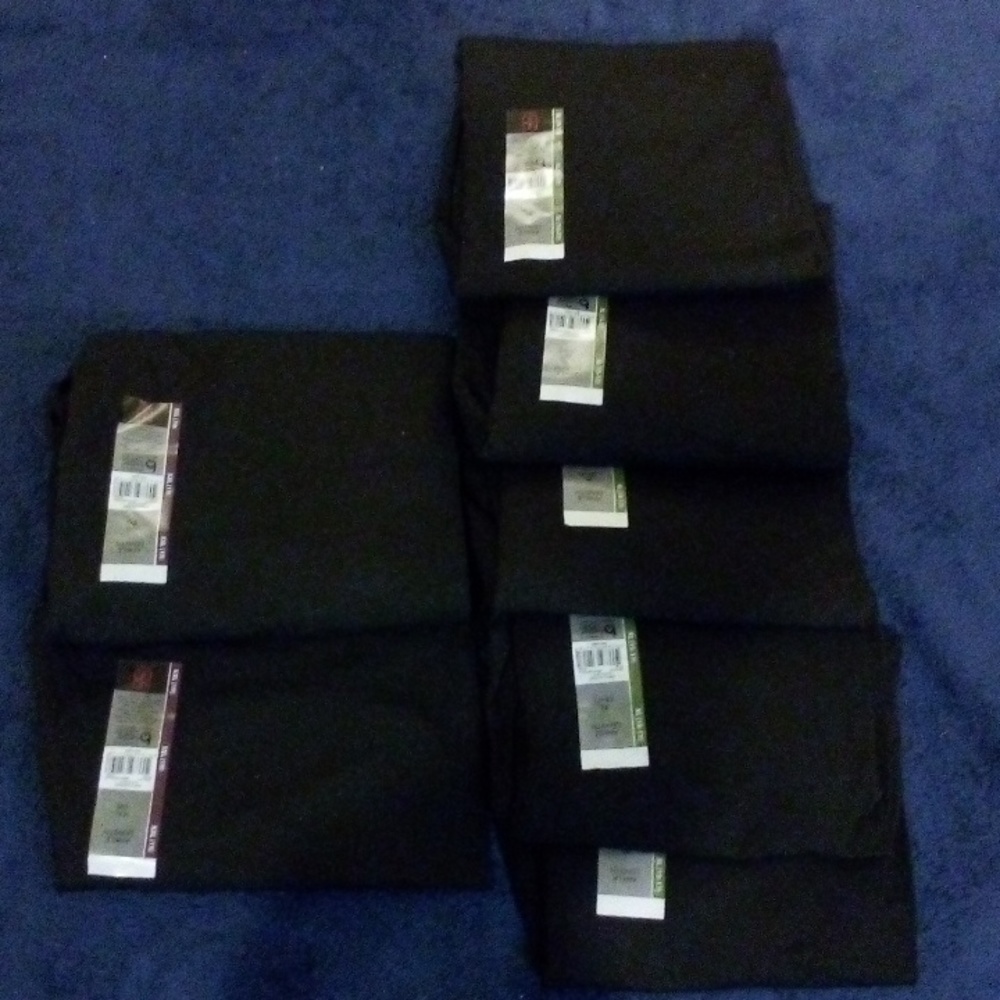 Black leggings